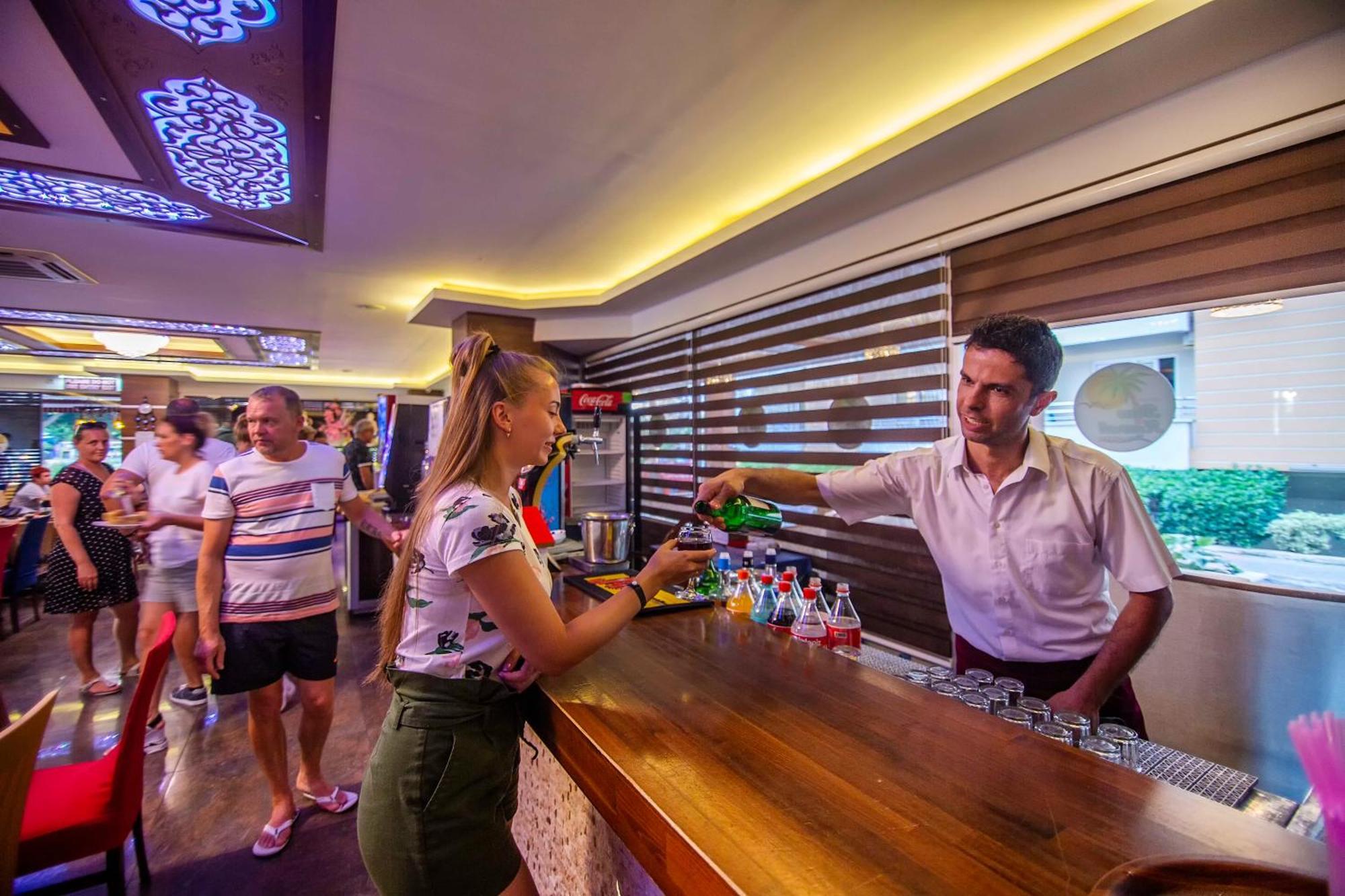 Kleopatra Blue Hawai Hotel Alanya Buitenkant foto